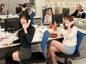 TINY4K Cái lồn chặt chẽ của Elas Jean bị đụ từ trong ra ngoài bởi một con cặc lớn